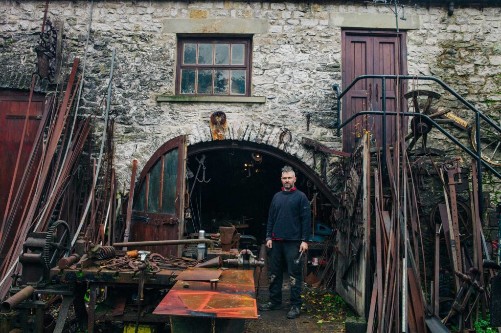 Blacksmith, forge