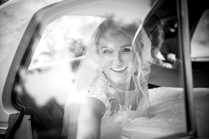 The Bride arrives by car