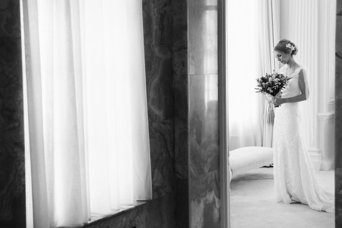 Black & White Wedding Photography, Wedding Photography Hedsor House, Hedsor House Wedding Photographer, Bridal Photography