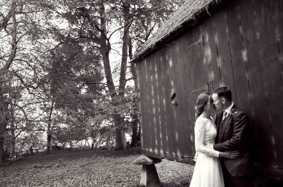 Fiona & Marcus, Dorchester & Lains Barn Wedding