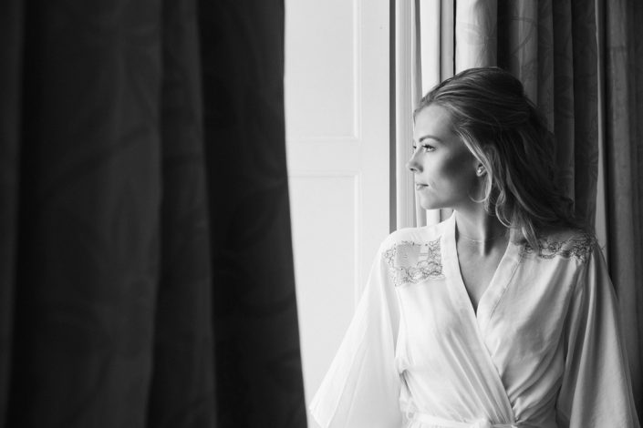 Black & White Wedding Photography, Wedding Photography Bury Court Barn, Bury Court Barn Wedding Photographer, Bridal Photography