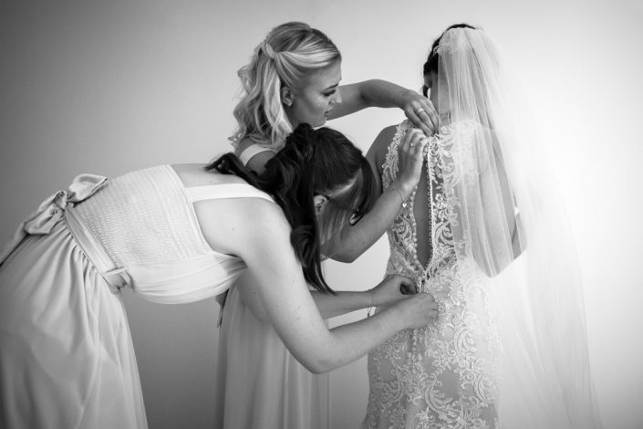 Black and White Wedding Photography, Wedding Photography Oxford, Dry Sandford Wedding Photographer,